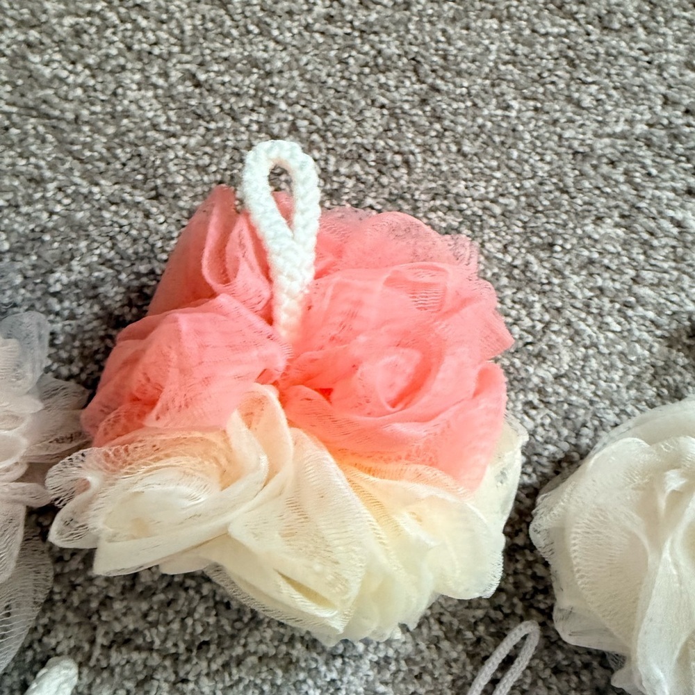 Amazon Multicolor Bath Loofah bundle - Picture 3 of 6